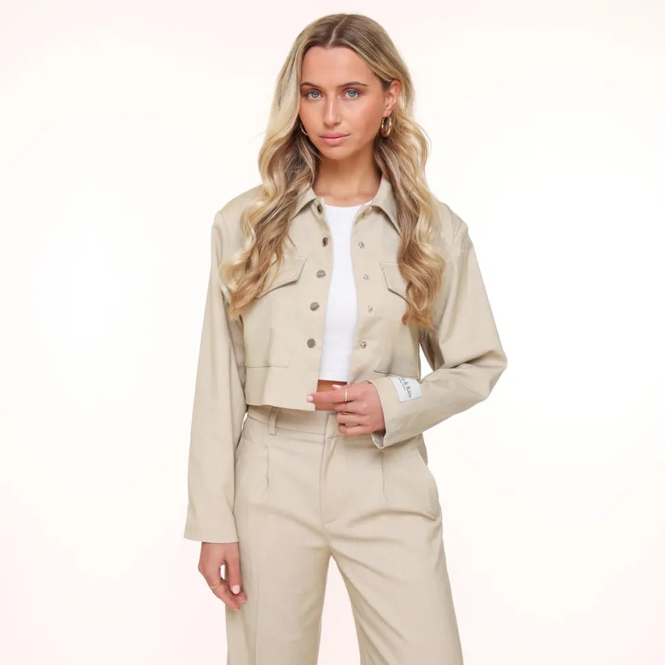 Olivia & Kate Beige Studio Cropped-Jacket Outlet