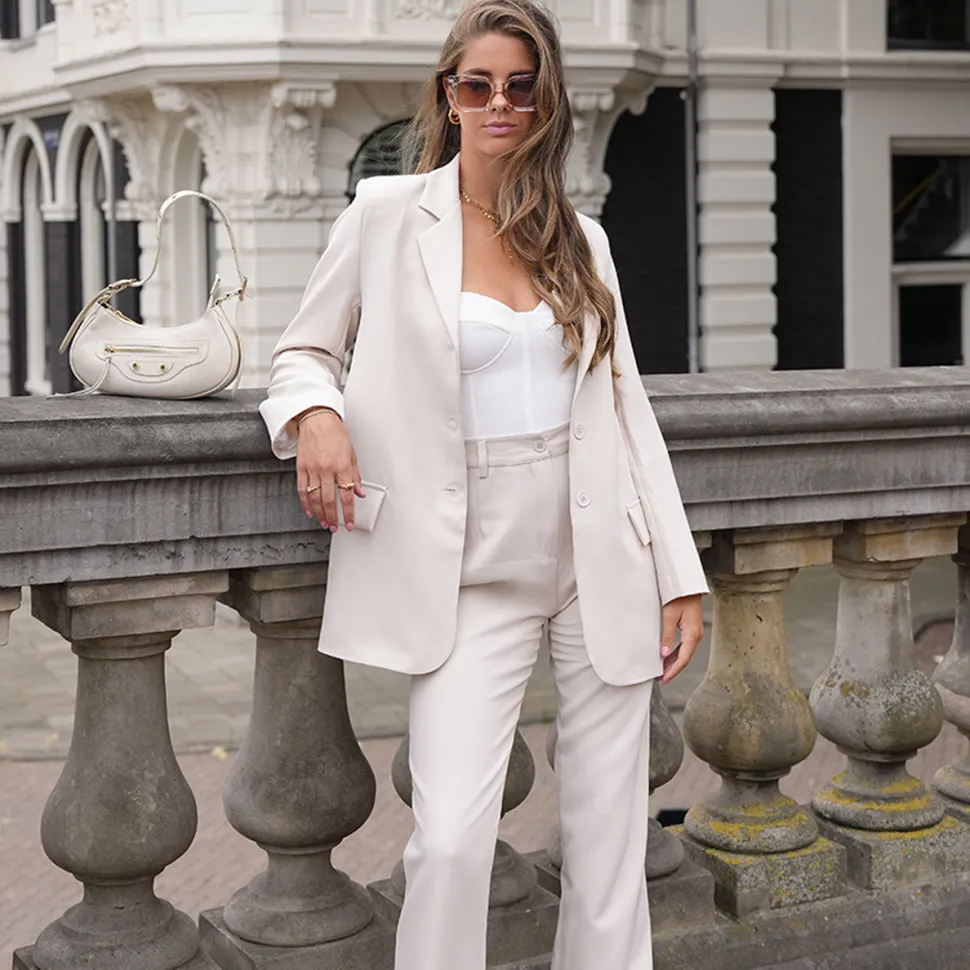 Olivia & Kate Beige Tracie Straight-Pantalon Store